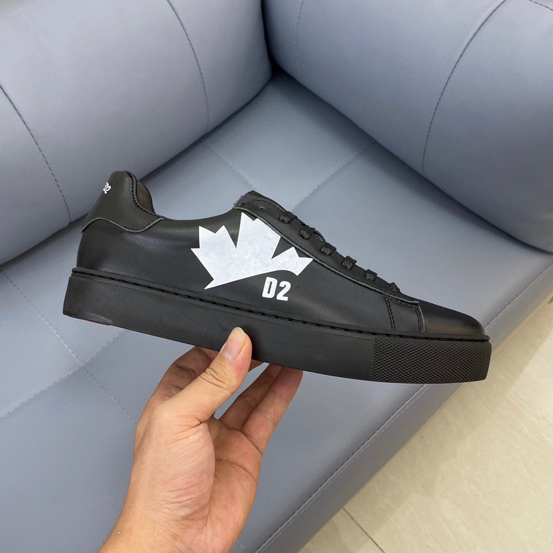 SOLO-DSQ2 25ss Leather sneakers