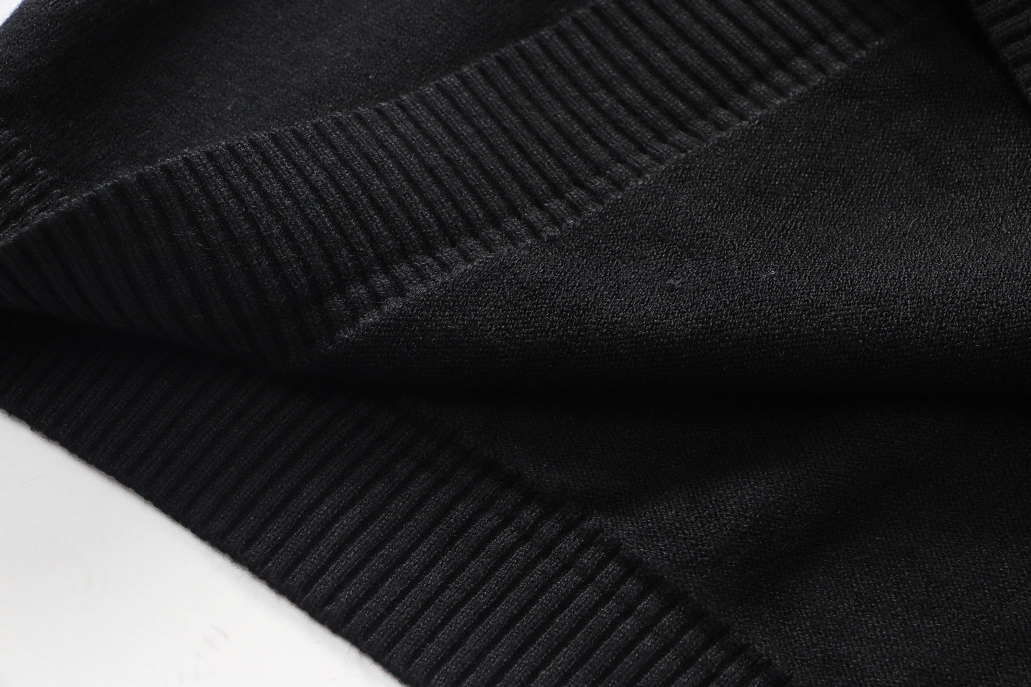 SOLO-Philpp 24ss Black Fleece Sweatshirt